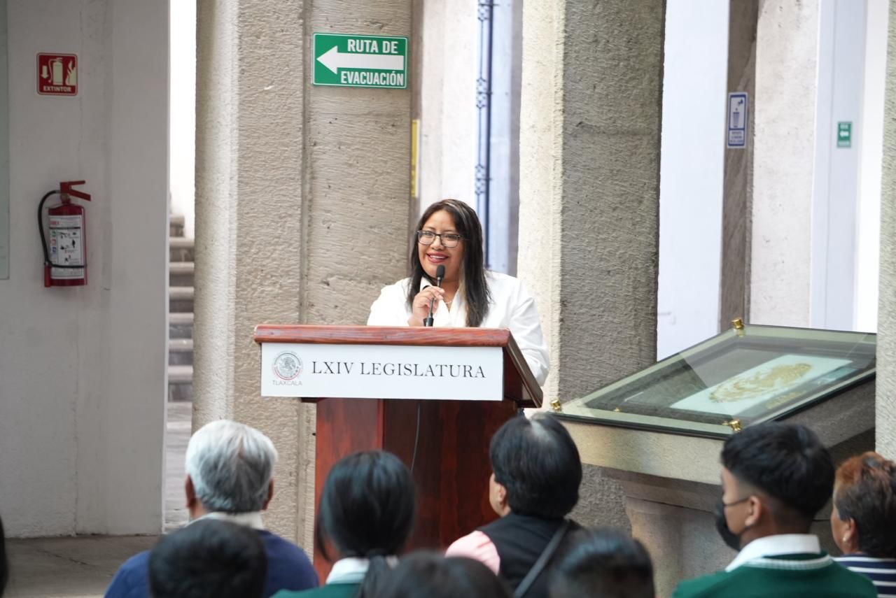 Conmemoran el Día Internacional de la Mujer en el Patio Vitral del Congreso